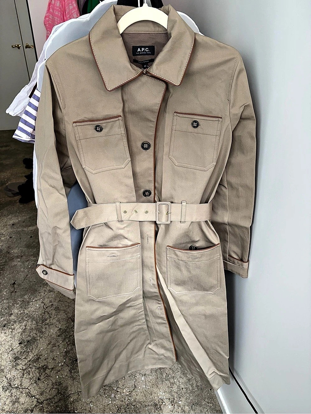 A.P.C. Pauline Trench. Utility Jacket Beige